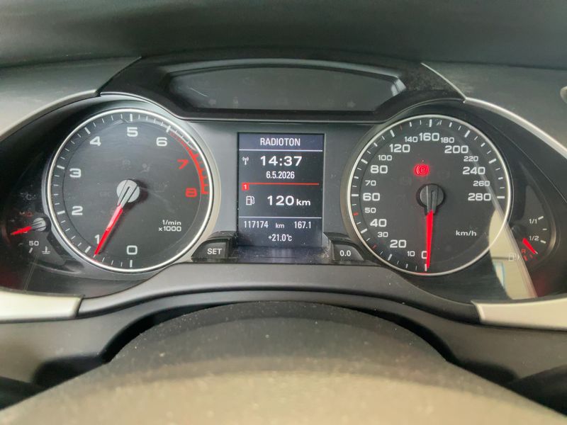 Audi A4 1.8 TFSI S line Sportpaket plus 2011 – снимка 19