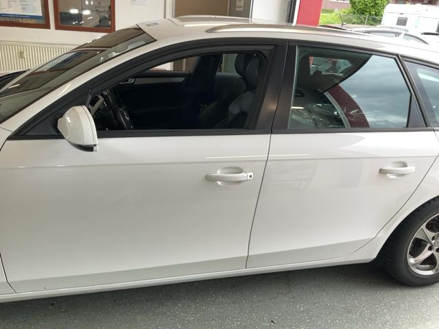 Audi A4 1.8 TFSI S line Sportpaket plus 2011 – снимка 4