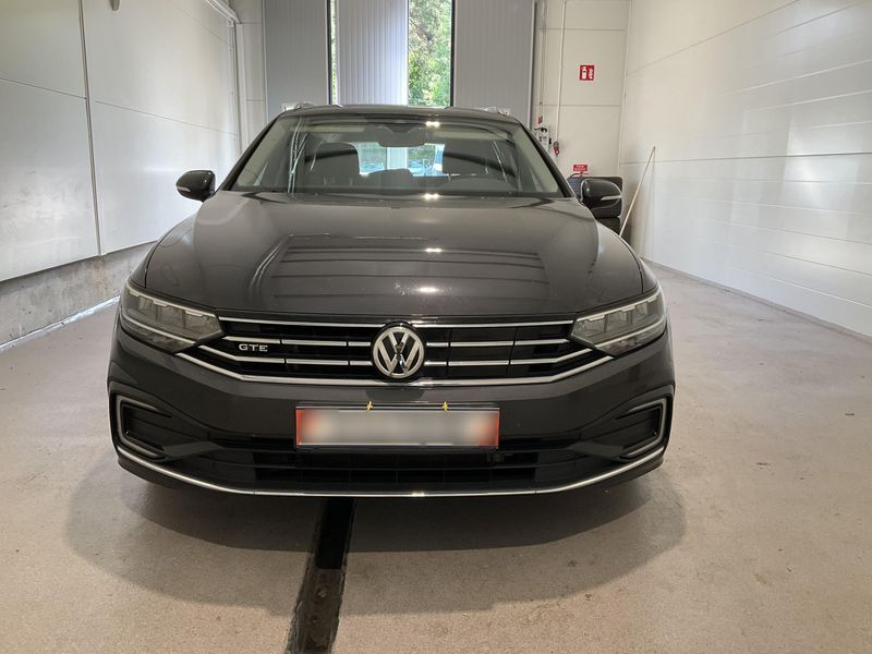 Volkswagen Passat 1.4 GTE 2019 – снимка 14