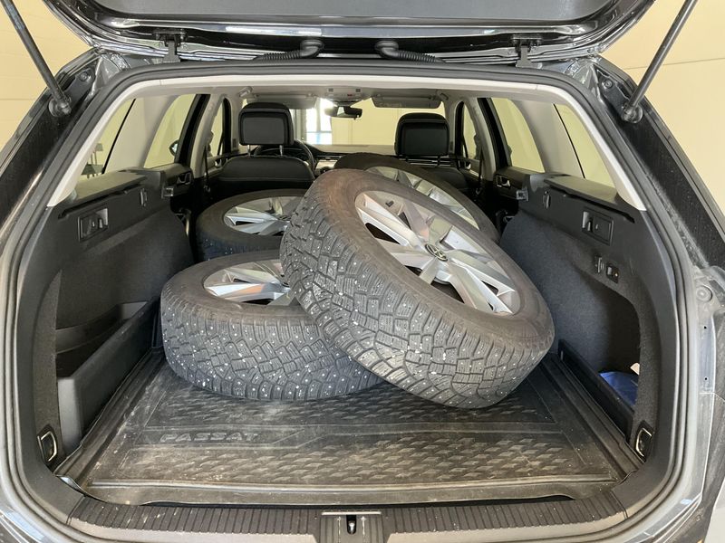 Volkswagen Passat 1.4 GTE 2019 – снимка 16
