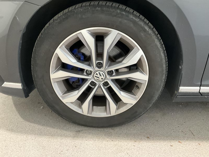 Volkswagen Passat 1.4 GTE 2019 – снимка 3