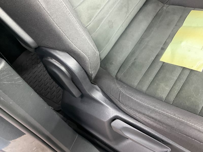 Volkswagen Touran 2.0 TDI Highline BlueMotion Tech 2016 – снимка 36