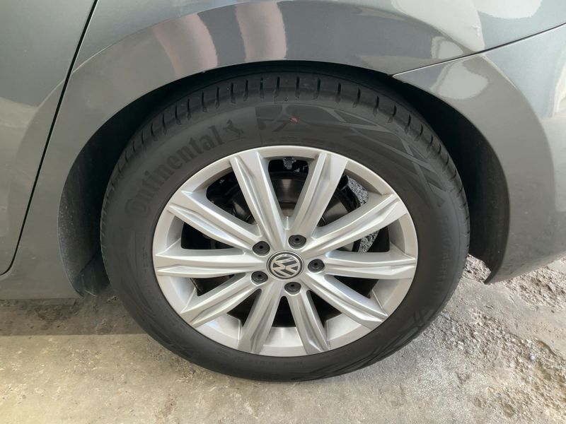 Volkswagen Touran 2.0 TDI Highline BlueMotion Tech 2016 – снимка 5