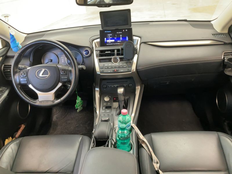Lexus NX-Serie NX 300h E-Four Executive Line 2017 – снимка 17