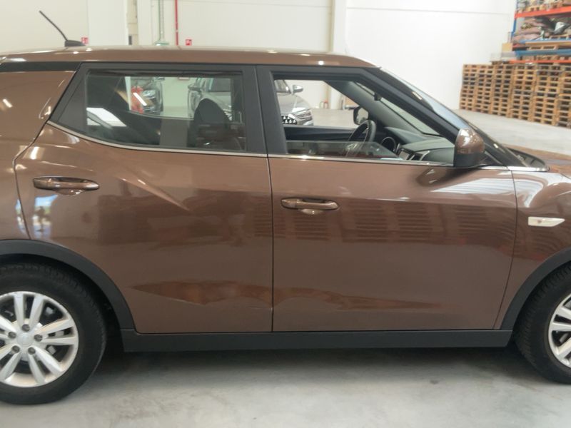 Ssangyong Tivoli 1.6 Be 4x2 2016 – снимка 10