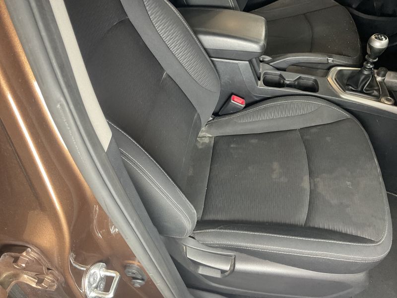 Ssangyong Tivoli 1.6 Be 4x2 2016 – снимка 39