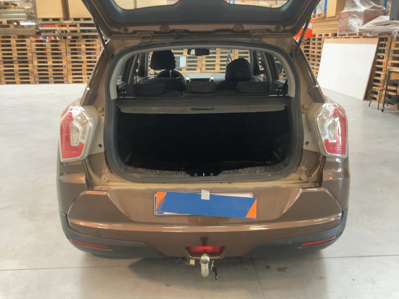 Ssangyong Tivoli 1.6 Be 4x2 2016 – снимка 15