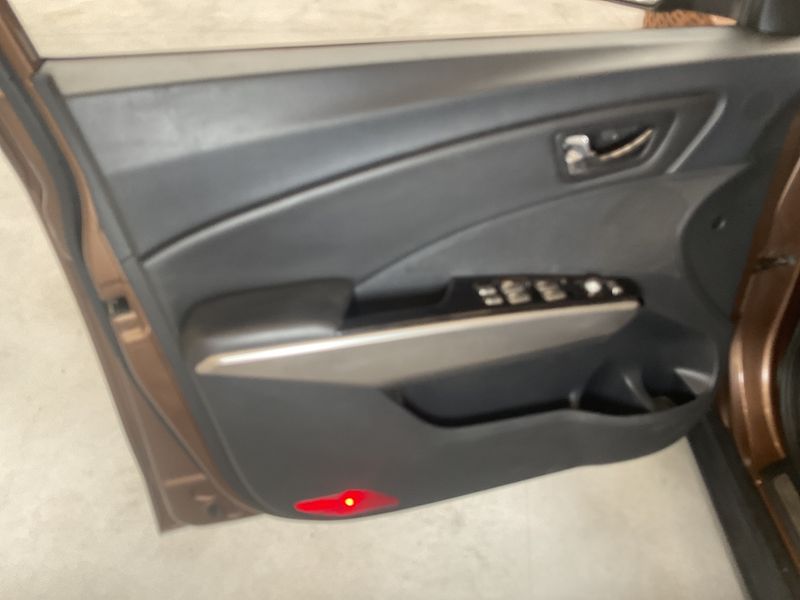 Ssangyong Tivoli 1.6 Be 4x2 2016 – снимка 38