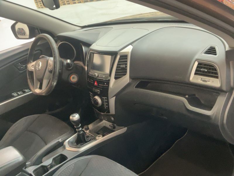 Ssangyong Tivoli 1.6 Be 4x2 2016 – снимка 17