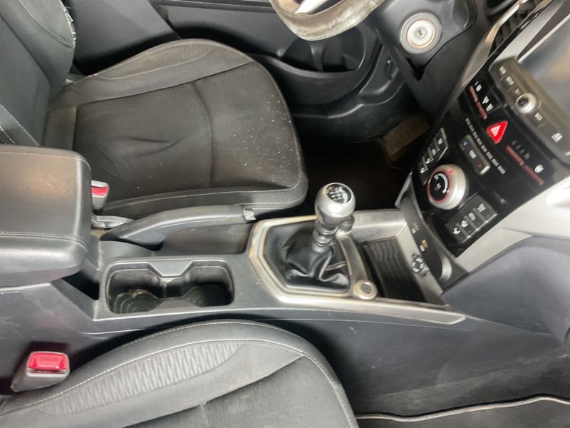 Ssangyong Tivoli 1.6 Be 4x2 2016 – снимка 36
