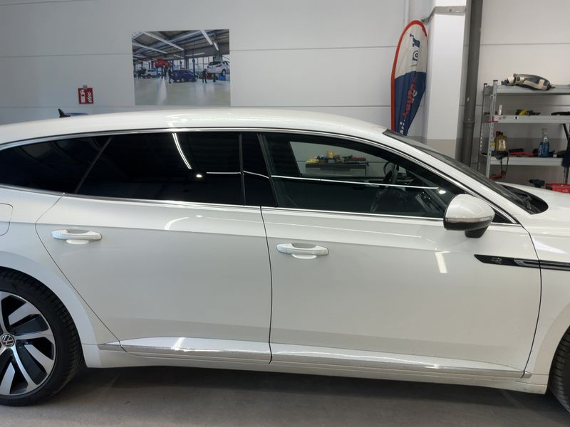 Volkswagen Arteon Shooting Brake 2.0 TDI R-Line 4Motion 2023 – снимка 10