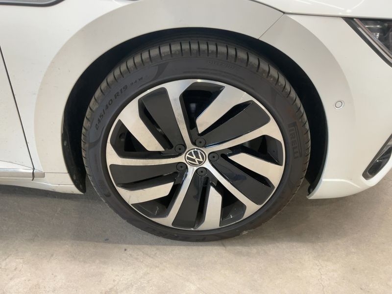 Volkswagen Arteon Shooting Brake 2.0 TDI R-Line 4Motion 2023 – снимка 11