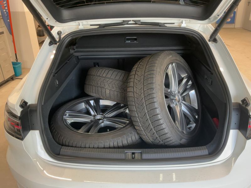 Volkswagen Arteon Shooting Brake 2.0 TDI R-Line 4Motion 2023 – снимка 16
