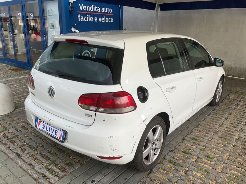 Volkswagen Golf VI 1.6 TDI Trendline 2012 – снимка 2