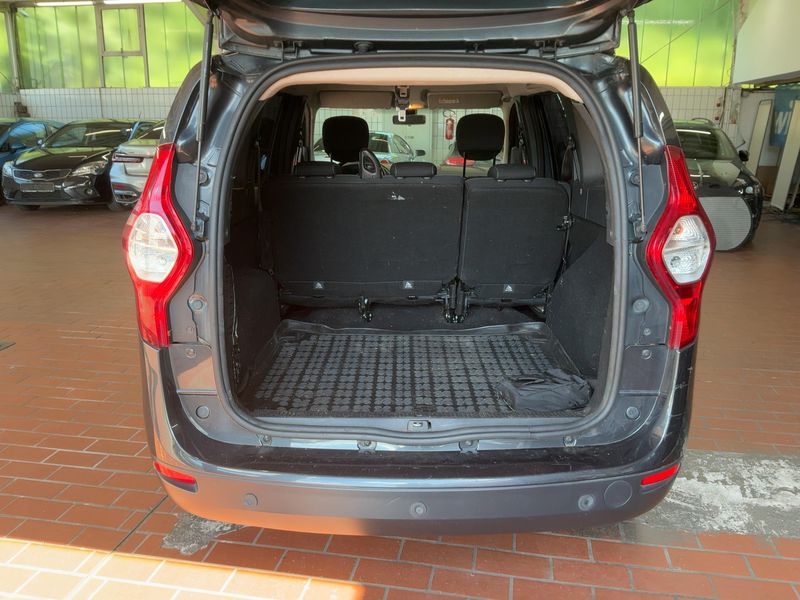Dacia Lodgy 1.6 SCe Comfort 2019 – снимка 15