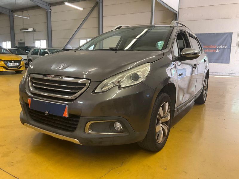 Peugeot 2008 1.2 VTi Style 2015 – снимка 1