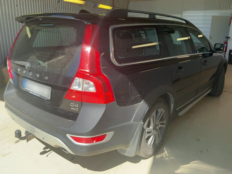 Volvo XC70 2.4 D4 Momentum AWD 2013 – снимка 8