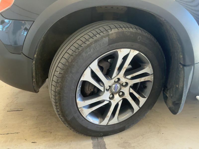 Volvo XC70 2.4 D4 Momentum AWD 2013 – снимка 3