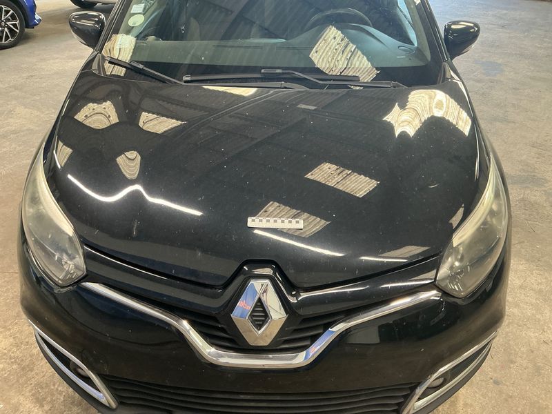 Renault Captur 1.5 dCi Energy Business 2015 – снимка 42