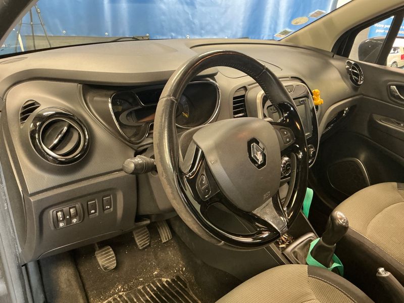 Renault Captur 1.5 dCi Energy Business 2015 – снимка 33