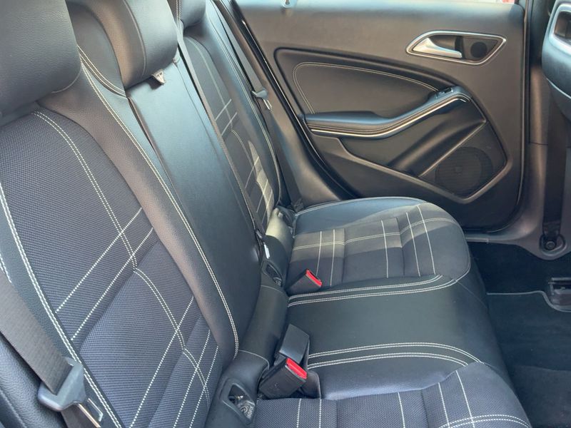 Mercedes-Benz A-Klasse A 180 BlueEfficiency Urban 2016 – снимка 19