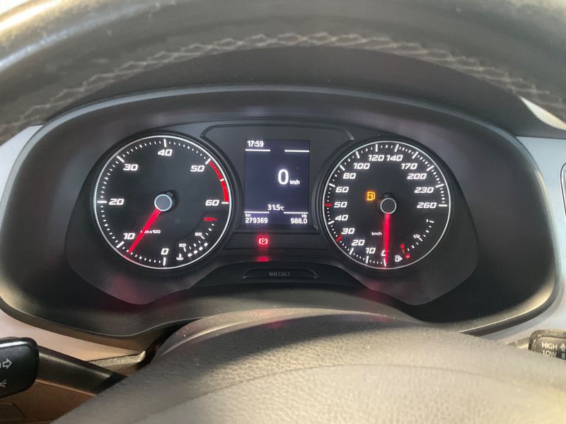 Seat Leon 1.6 TDI Style 2017 – снимка 13