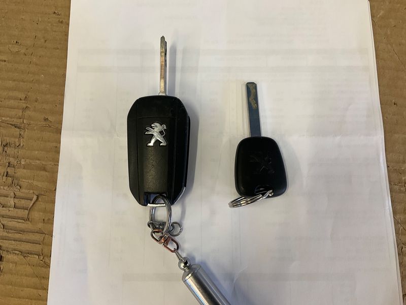 Peugeot 508 1.6 HDi Access 2012 – снимка на щета