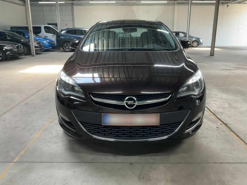 Opel Astra 1.6 CDTI DPF Elective ecoFlex 2015 – снимка 9