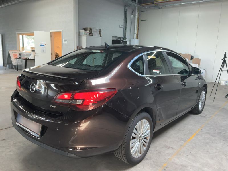 Opel Astra 1.6 CDTI DPF Elective ecoFlex 2015 – снимка 6