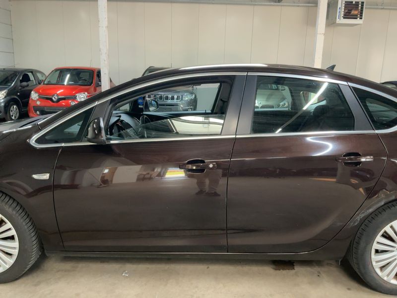 Opel Astra 1.6 CDTI DPF Elective ecoFlex 2015 – снимка 4
