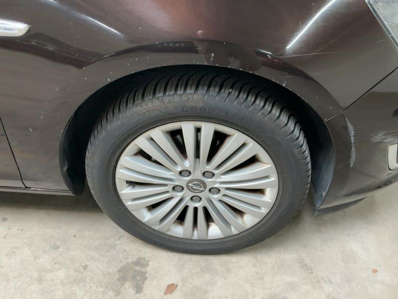 Opel Astra 1.6 CDTI DPF Elective ecoFlex 2015 – снимка 20