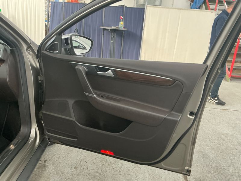 Volkswagen Passat 2.0 TSI 4Motion 2014 – снимка 28
