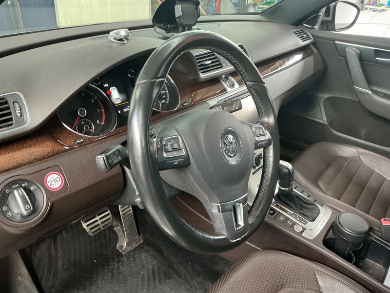 Volkswagen Passat 2.0 TSI 4Motion 2014 – снимка 31
