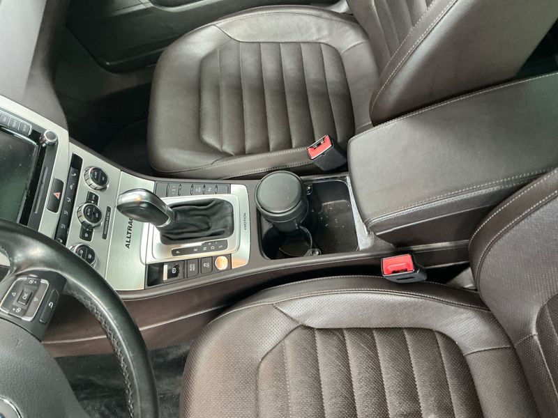 Volkswagen Passat 2.0 TSI 4Motion 2014 – снимка 30