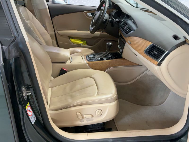 Audi A7 Sportback 3.0 V6 TFSI quattro Avus 2013 – снимка 16