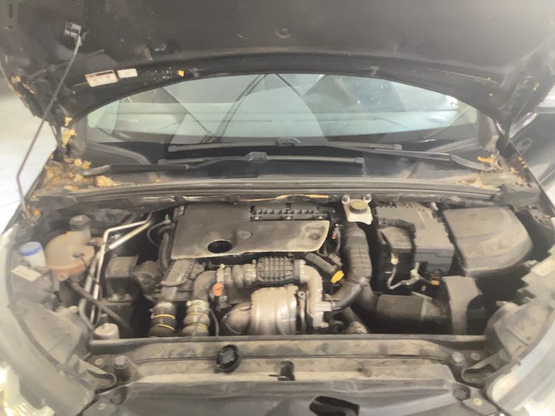 Citroen C4 1.6 Blue-HDi Feel Edition 2015 – снимка 28