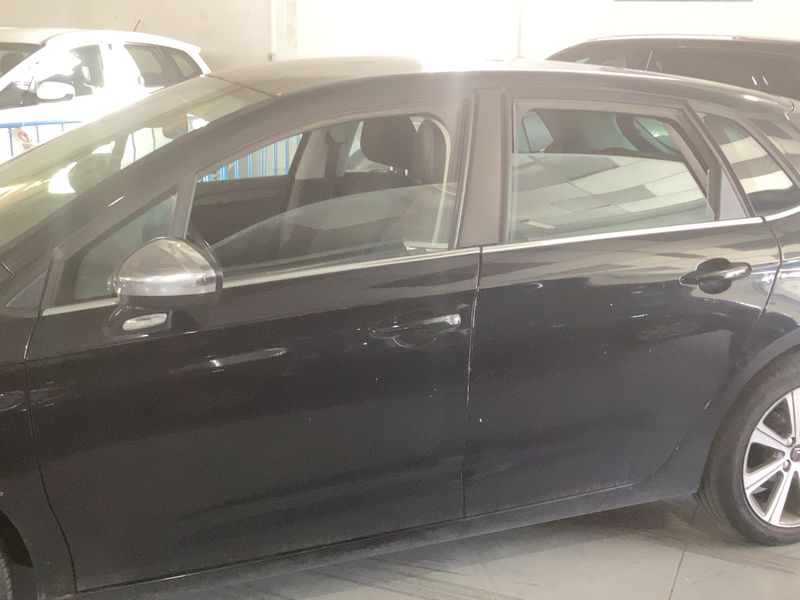 Citroen C4 1.6 Blue-HDi Feel Edition 2015 – снимка на щета 4