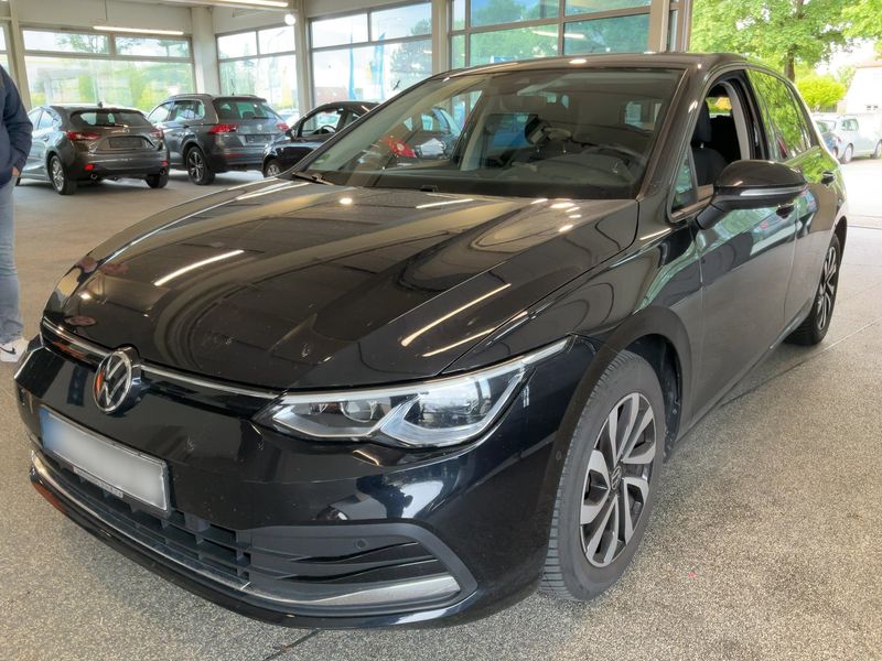 Volkswagen Golf VIII 1.5 eTSI ACT Active 2021 – снимка 1