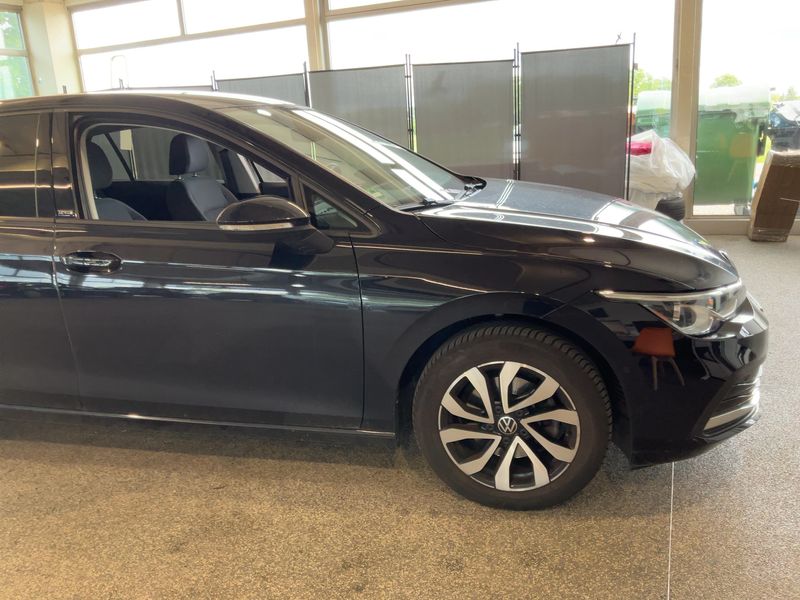 Volkswagen Golf VIII 1.5 eTSI ACT Active 2021 – снимка 12