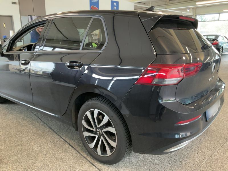 Volkswagen Golf VIII 1.5 eTSI ACT Active 2021 – снимка 6