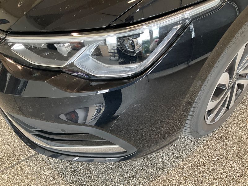 Volkswagen Golf VIII 1.5 eTSI ACT Active 2021 – снимка 23