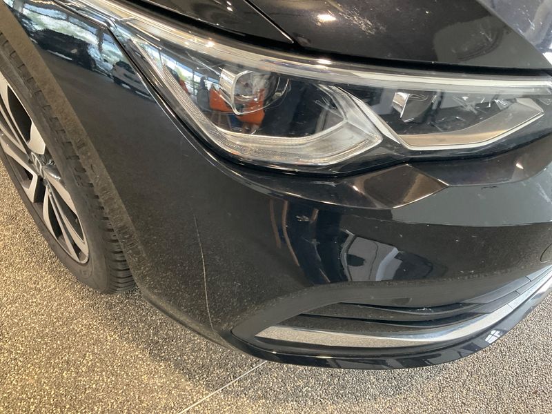 Volkswagen Golf VIII 1.5 eTSI ACT Active 2021 – снимка 22
