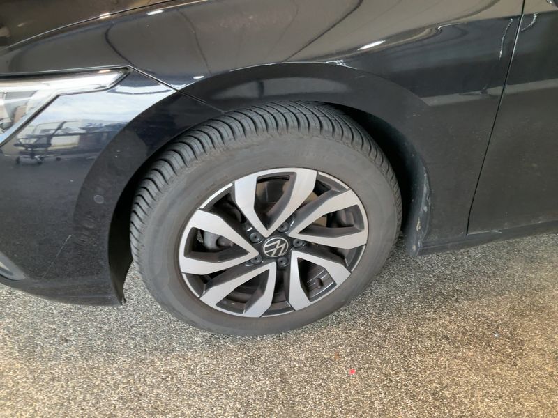 Volkswagen Golf VIII 1.5 eTSI ACT Active 2021 – снимка 3