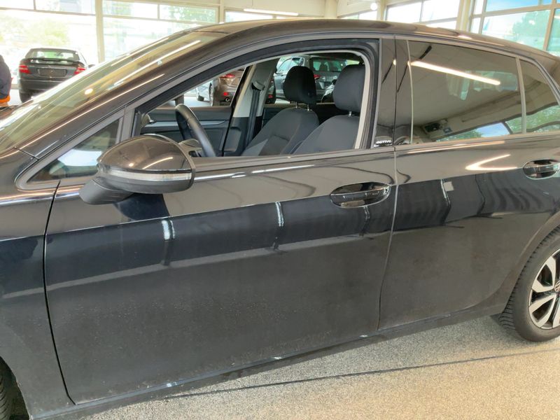 Volkswagen Golf VIII 1.5 eTSI ACT Active 2021 – снимка 4