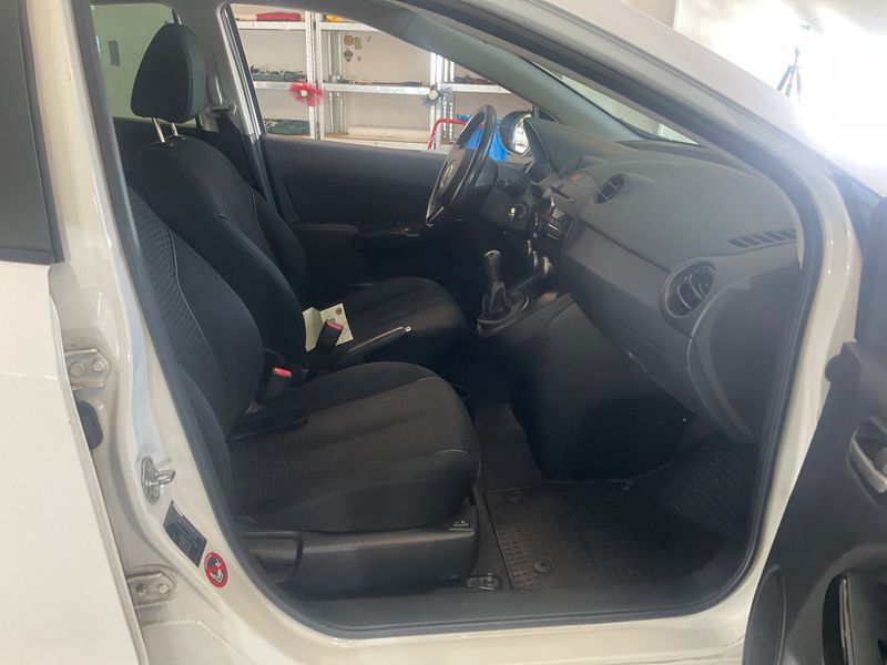 Mazda 2 1.3 Sendo 2014 – снимка 3