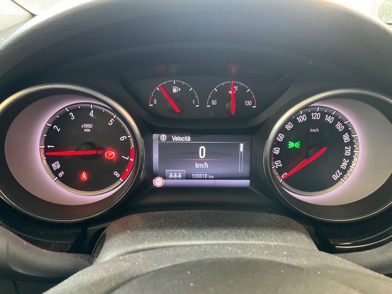 Opel Astra 1.4 SIDI Turbo Innovation Start&Stop 2015 – снимка 18