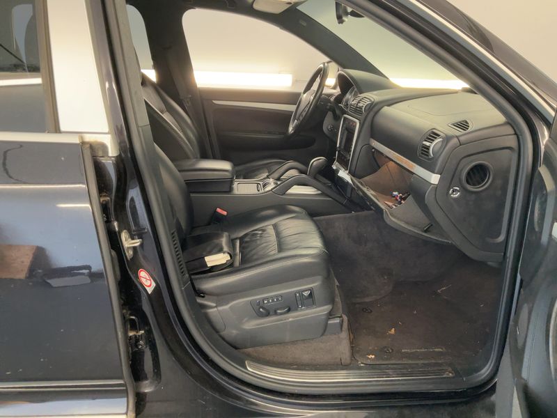 Porsche Cayenne Turbo 2004 – снимка 16