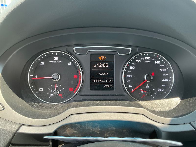 Audi Q3 2.0 TDI 2016 – снимка 18