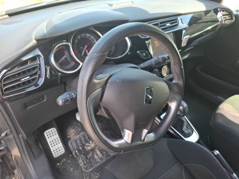 DS Automobiles DS3 1.2 PureTech SoChic 2016 – снимка 28