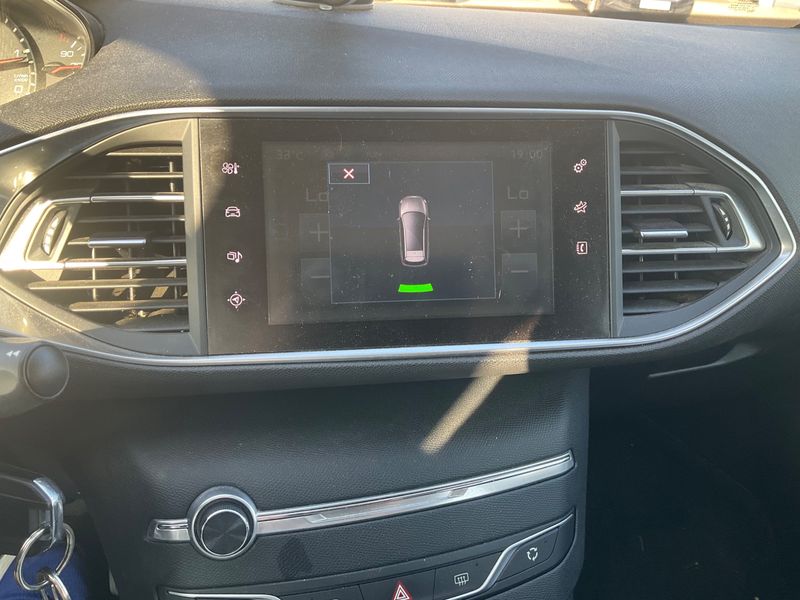 Peugeot 308 1.6 Blue-HDi Business Pack 2016 – снимка на щета